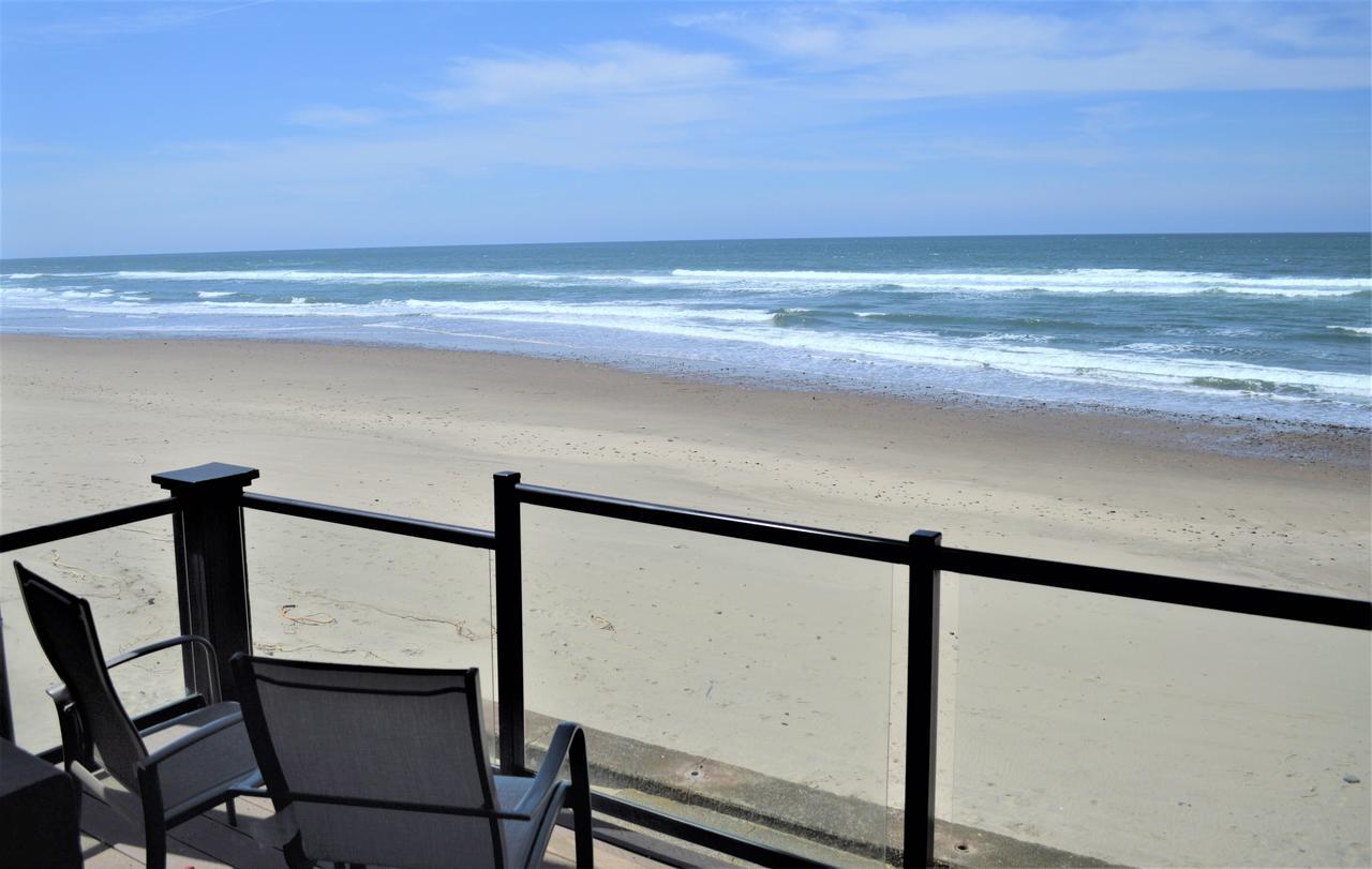 Beachfront Manor Hotel Lincoln City Exterior foto