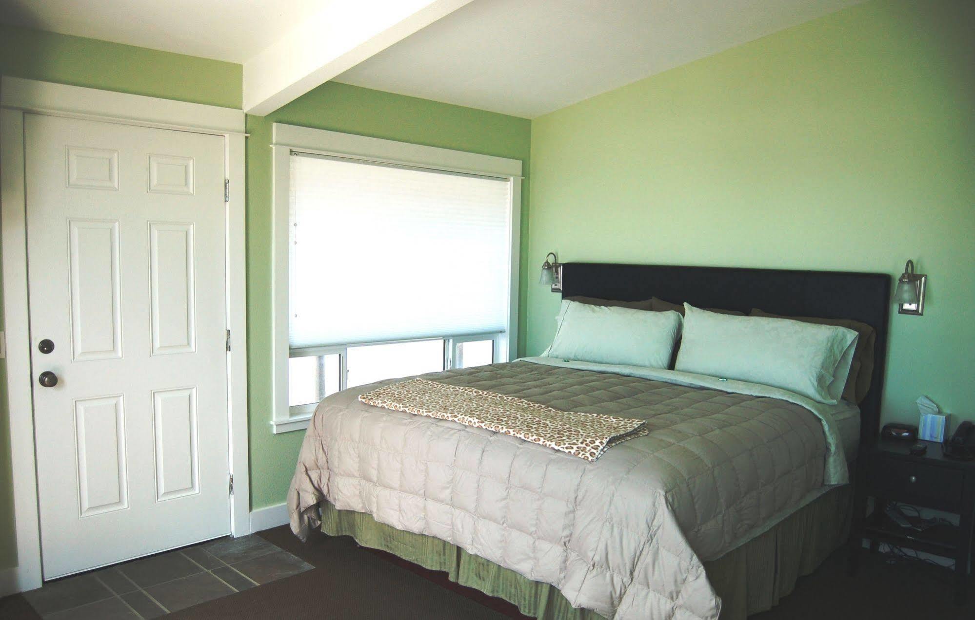 Beachfront Manor Hotel Lincoln City Exterior foto